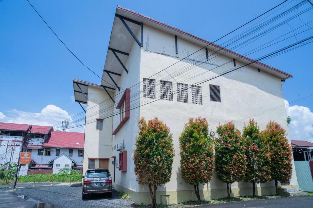 Koolkost Syariah Near Jalan Ahmad Yani Banjarmasin 2 Hotel Sungai Lutus Exterior photo